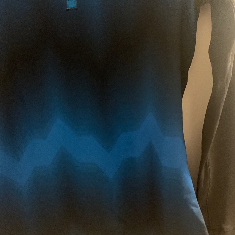 adidas half zip - Picture 2 of 5